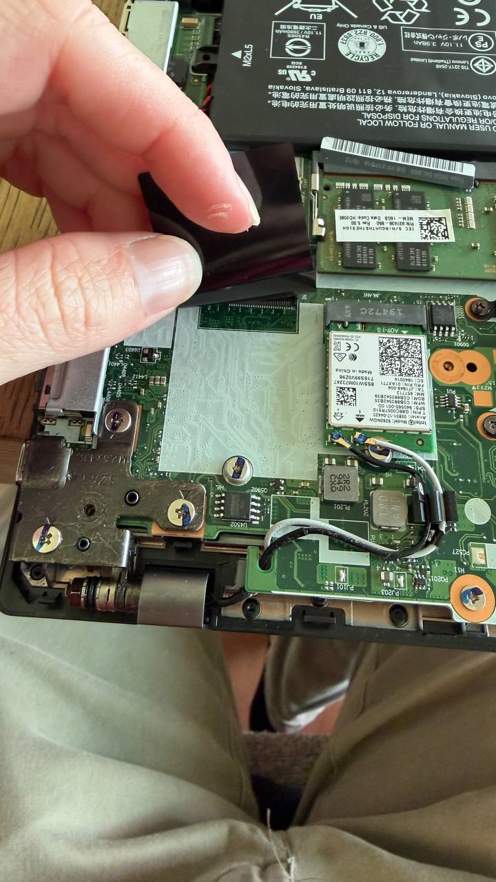 ThinkPad L490 hardware upgrade detail