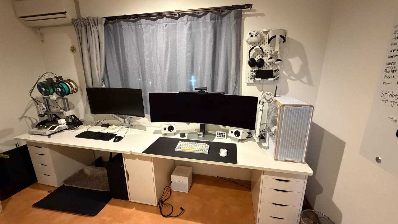 Second desk with LG ultrawide and printer